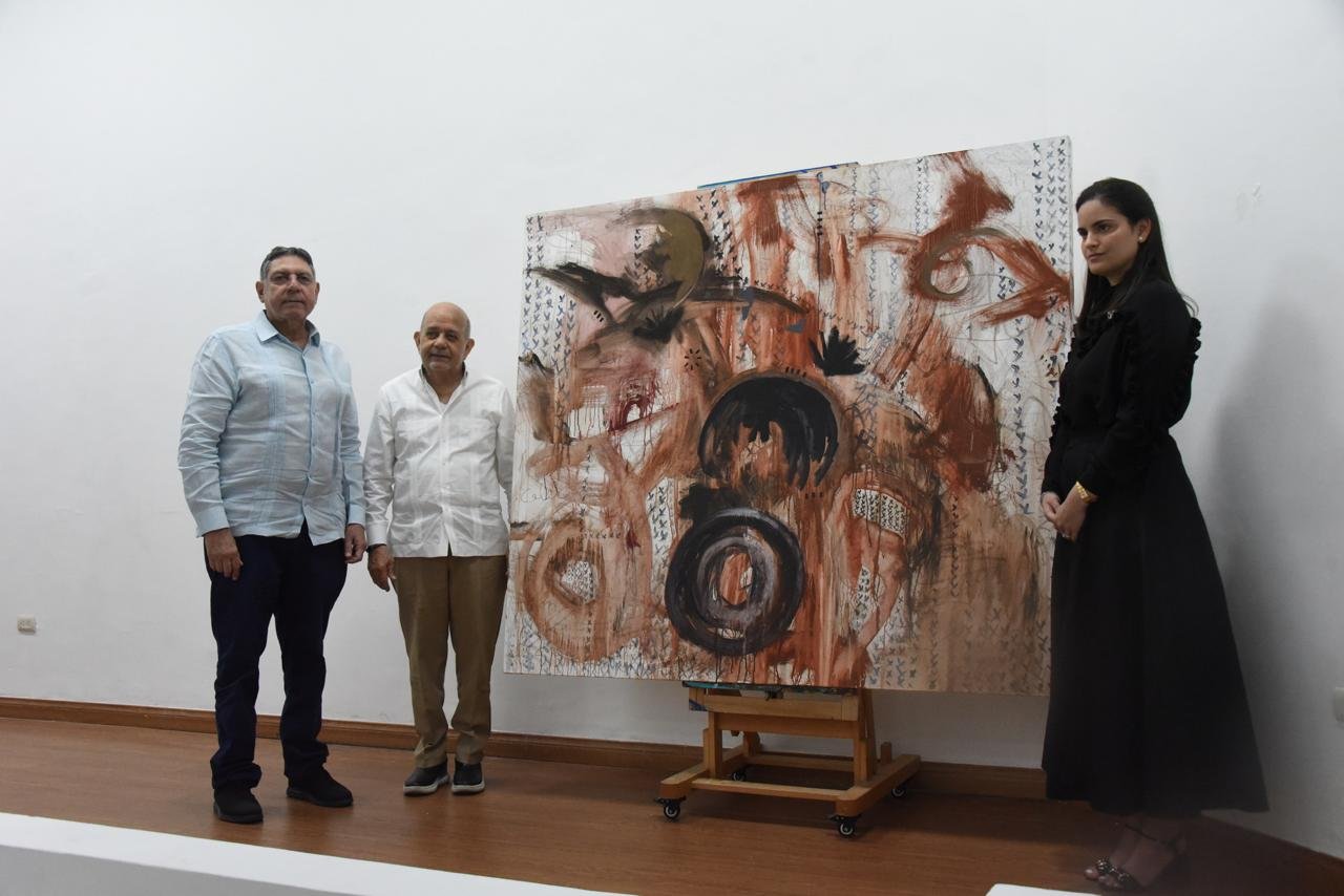 Aída Vásquez Yarull durante una presentación institucional